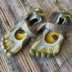 VIBRAM - “FiveFingers” shoes